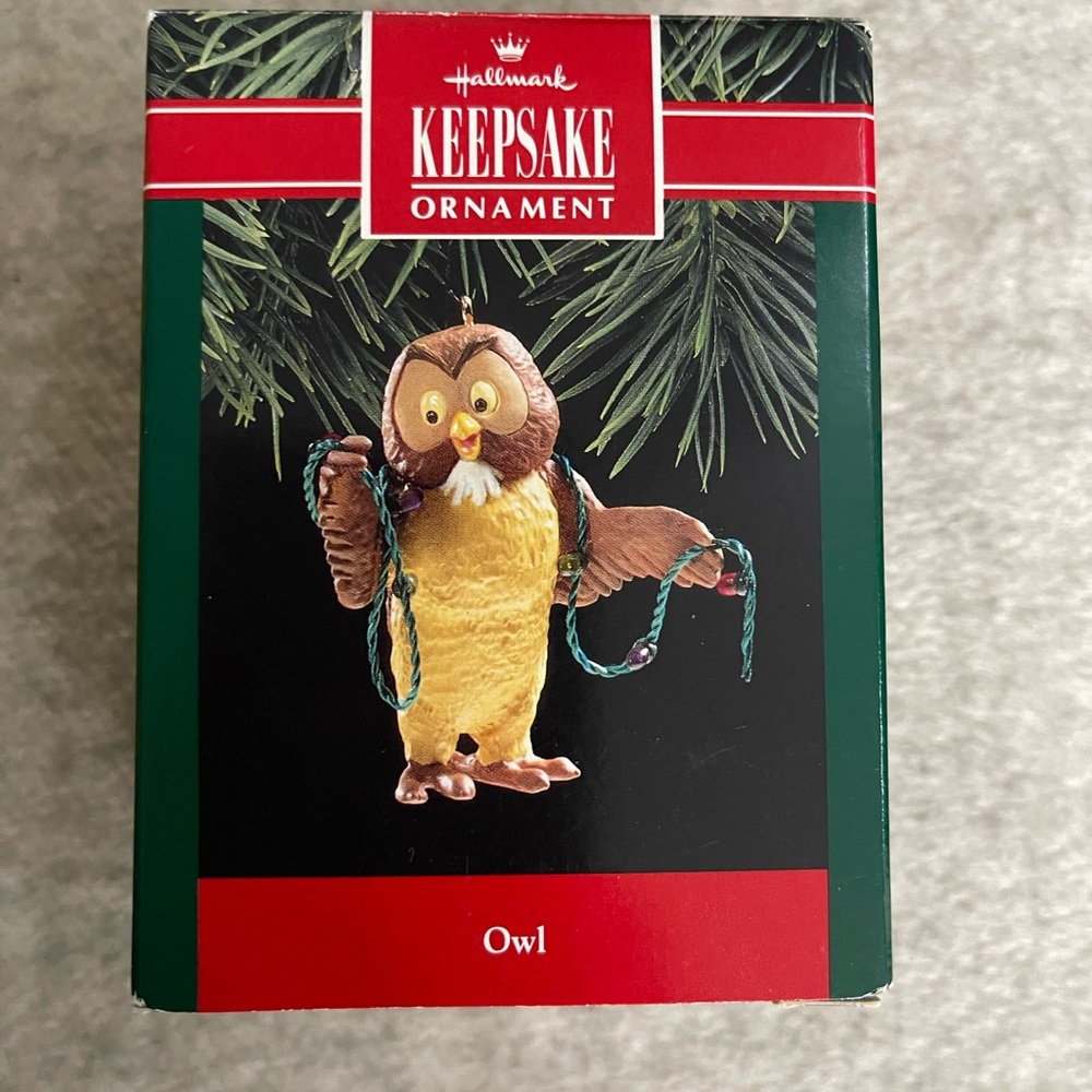 1991 Hallmark Owl‎ Ornament Winnie-the-Pooh boxAH
